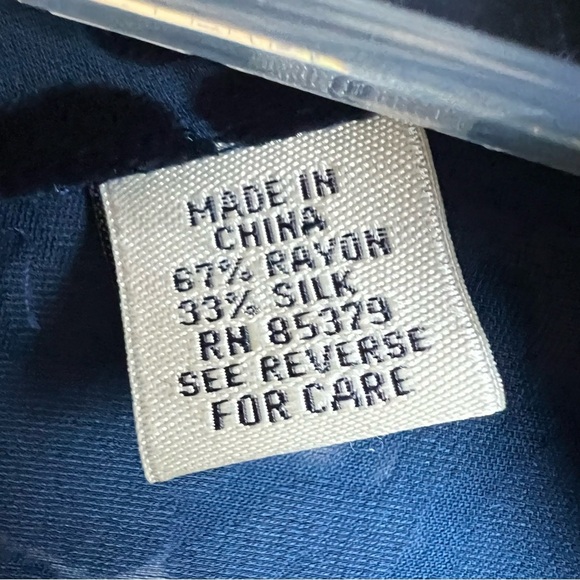 Vintage Ann Taylor Silk Burnout Velvet Button Down Shirt Top Dark Romantic 4 - Picture 8 of 13